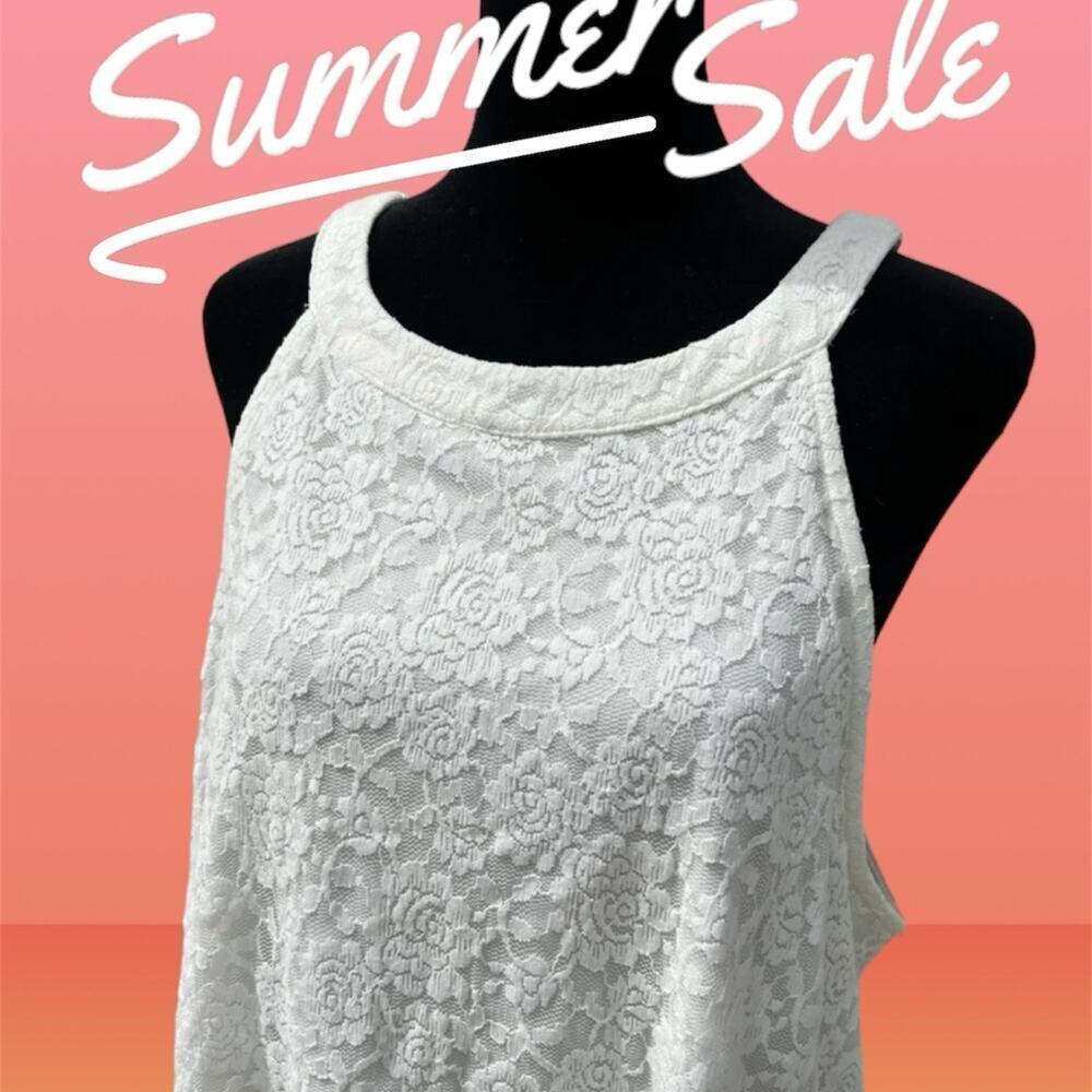 TORRID 1 ( 1X 14-16) Lace Halter Neck, Sleeveless Top, Off White